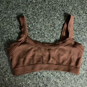 Urban outfitters out from under crop bra.
Size: M/L
Color: brown
